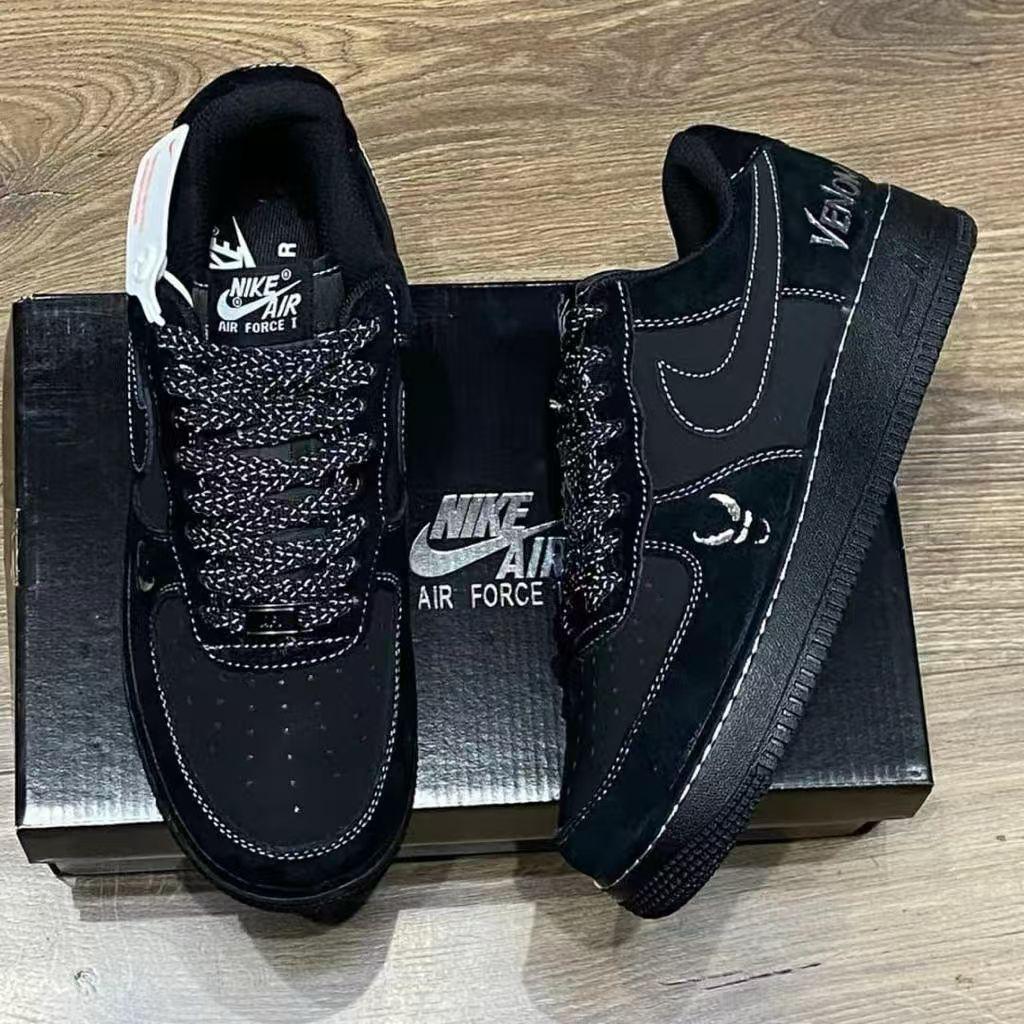 Nike Air Force Venom